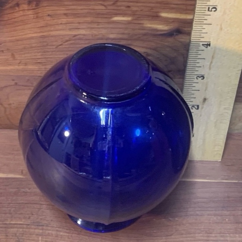 Vintage Mid Century Deco Cobalt Blue Vase  & 7” Cobalt Bottle - Picture 5 of 11